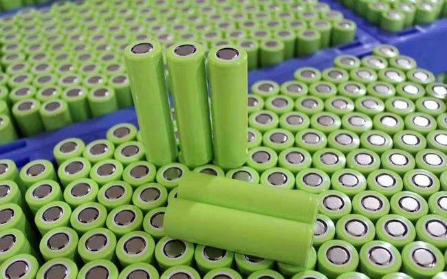 废旧三元电池中镍、钴、锰、锂的萃取