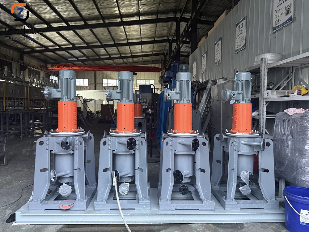 用氯仿提取有机物，离心萃取机和反应釜哪个更适合？