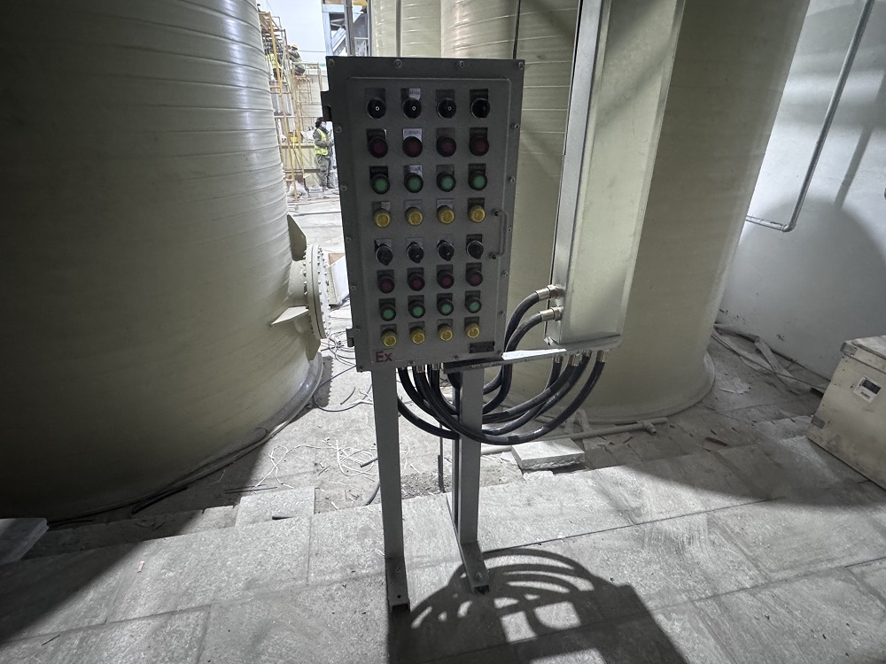 江苏正分科技有限公司辽宁铼回收萃取槽EPC项目竣工案例