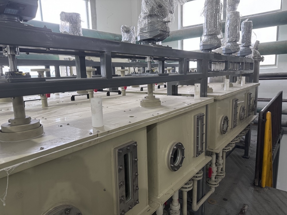 江苏正分科技有限公司辽宁铼回收萃取槽EPC项目竣工案例