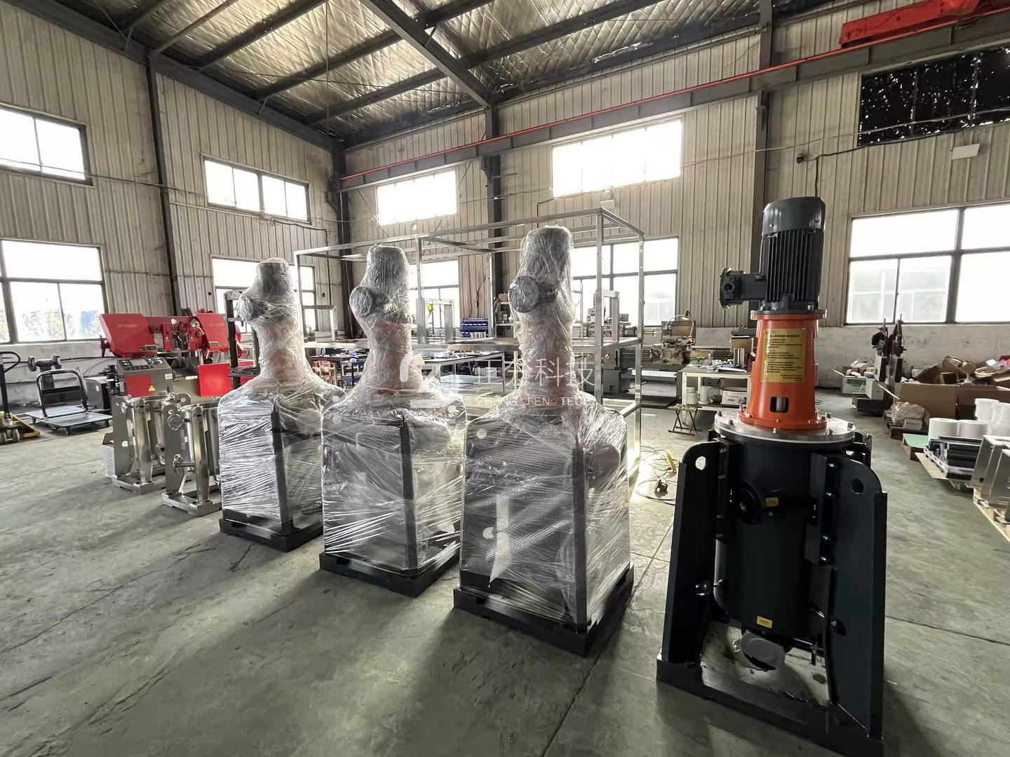 LXC 离心萃取机多级逆流工艺在乙酸废水处理领域的应用探索
